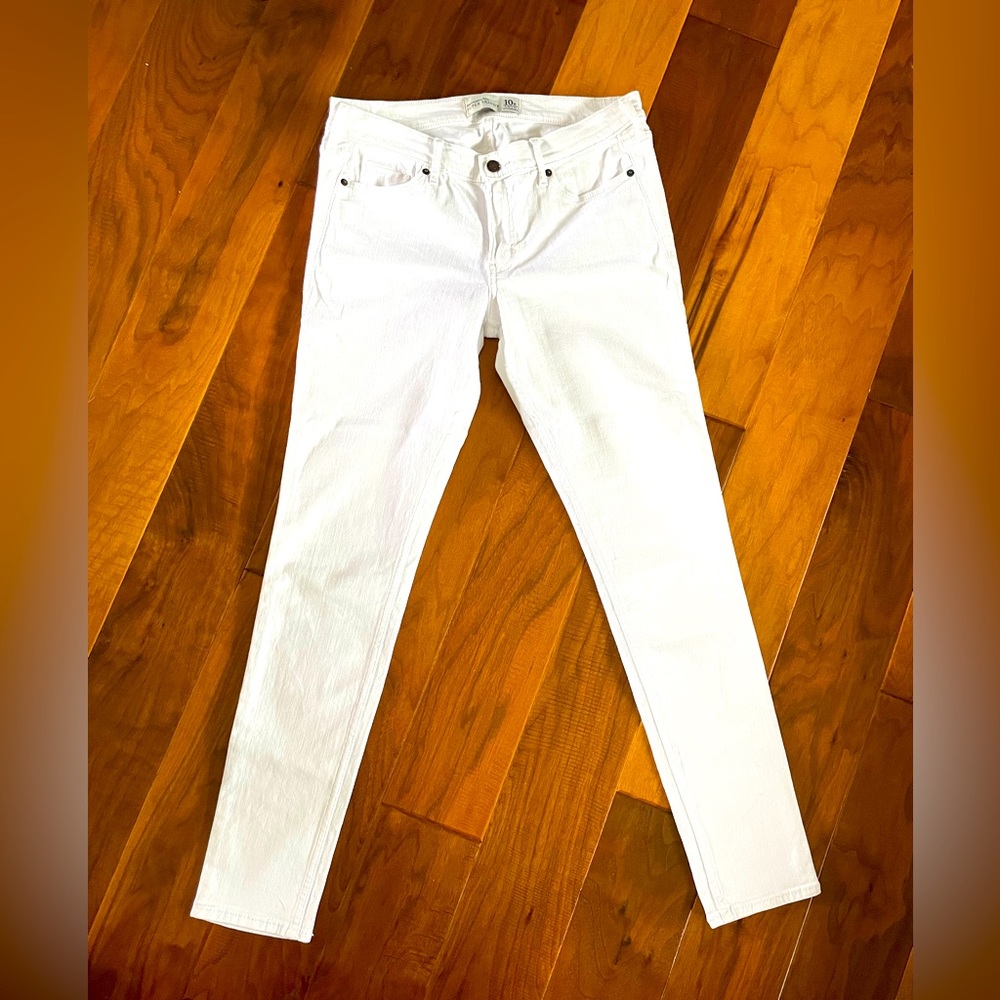 Abercrombie & Fitch Super Skinny White Mid-rise Jean